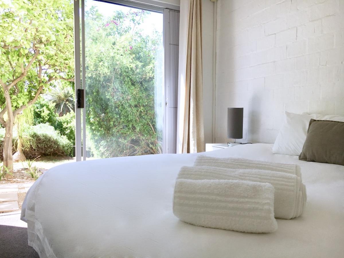 15 On Chelmsford 'Unwind' Apartment Cape Town Room photo